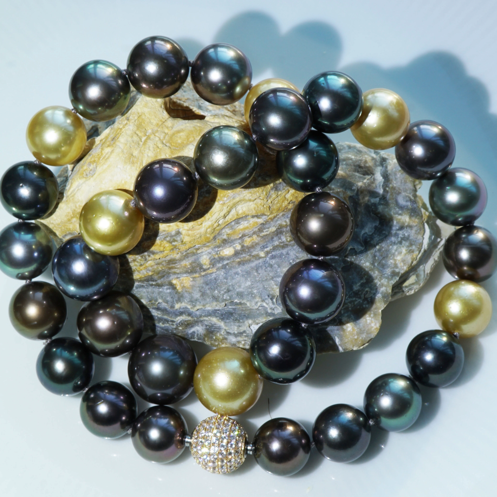 Wow what Colors...TOP Quality Tahiti Southsea Necklace 12-15 mm