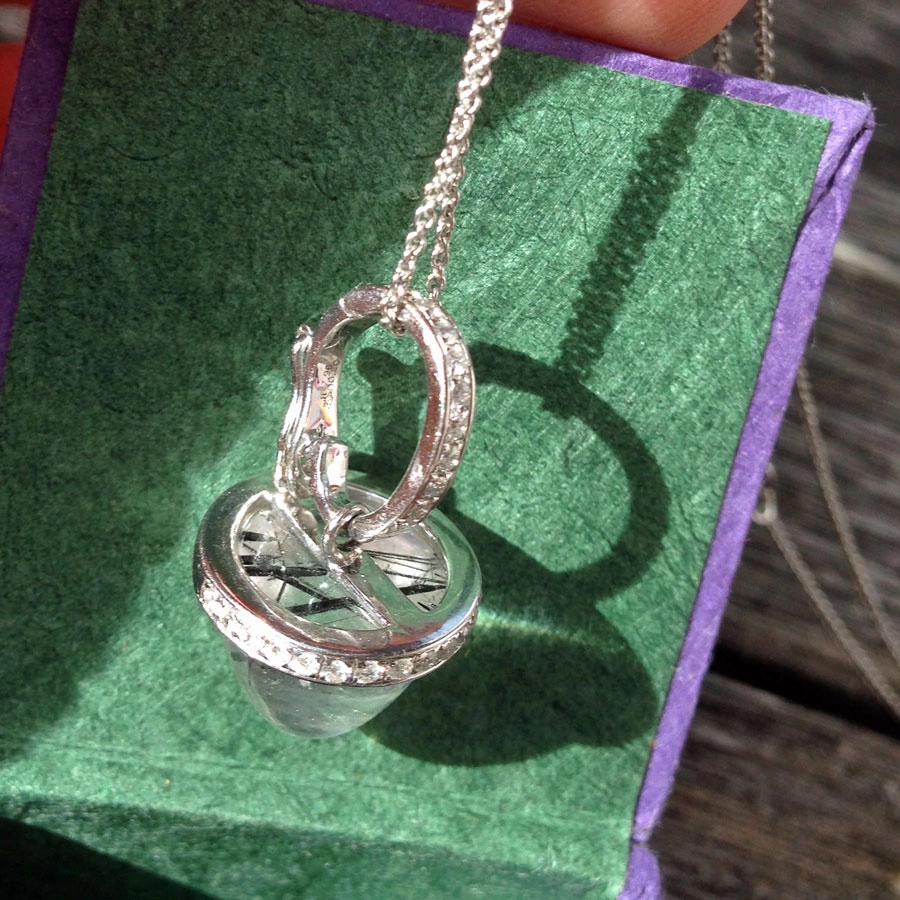 Brillant Charm Anhänger mit Kette, 750er-Gold, 18 kt Weißgold