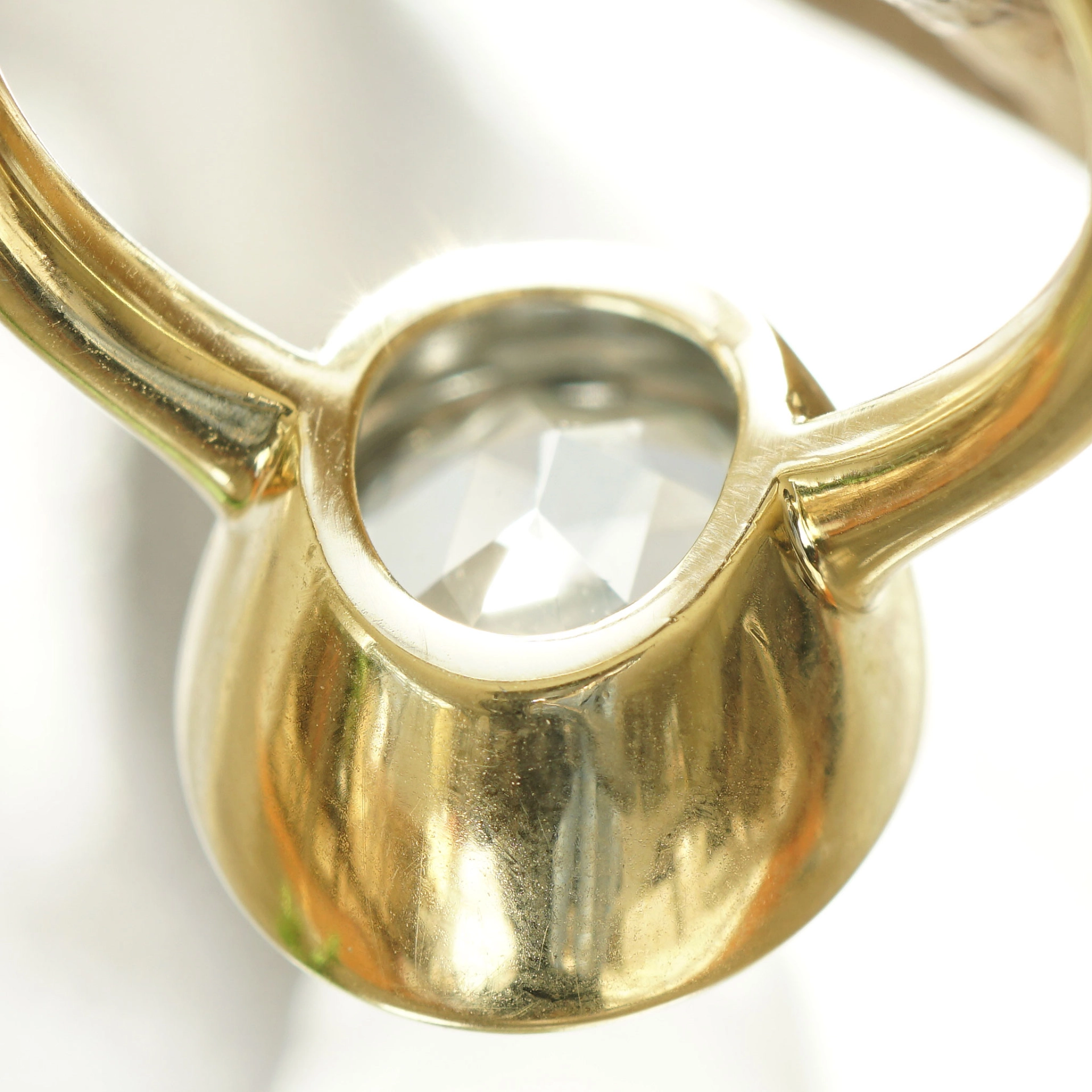 Goshenite beryl ring 4.82 ct, 750 yellow gold Mozambique ... colorless pure form