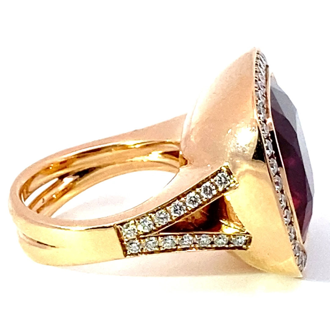 Rare Rubellite Brilliant Ring from Afghanistan 23.10 ct red-pink Exception of Luminosity AAA+