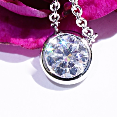 Round full cut brilliant approx. 0.50 ct, D (very fine white) / SI2 (small inclusions) with GIA report