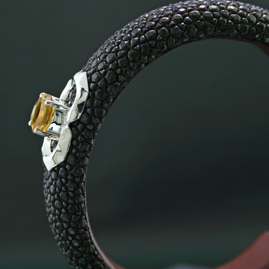 Citrin-Rochenleder-Armreif, 925/-Silber