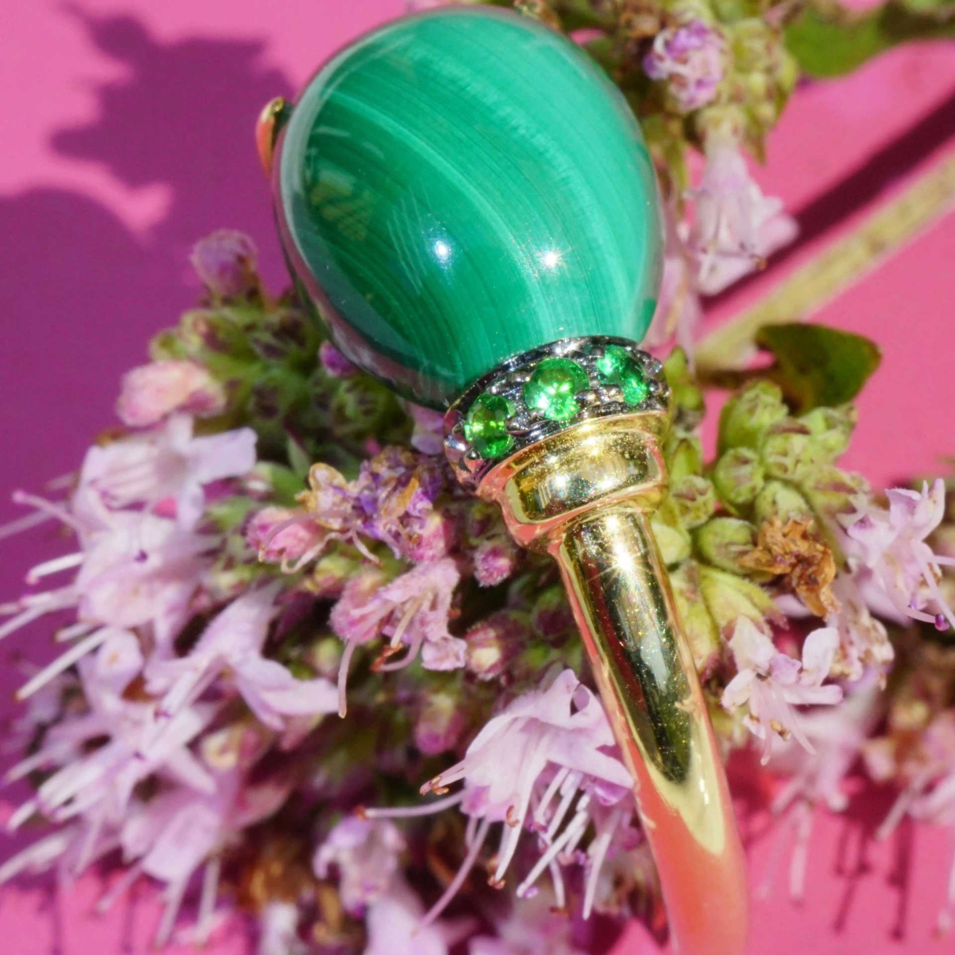 Drop Ring..soo sweet...with malachitet and tsavorithe...made in Italy