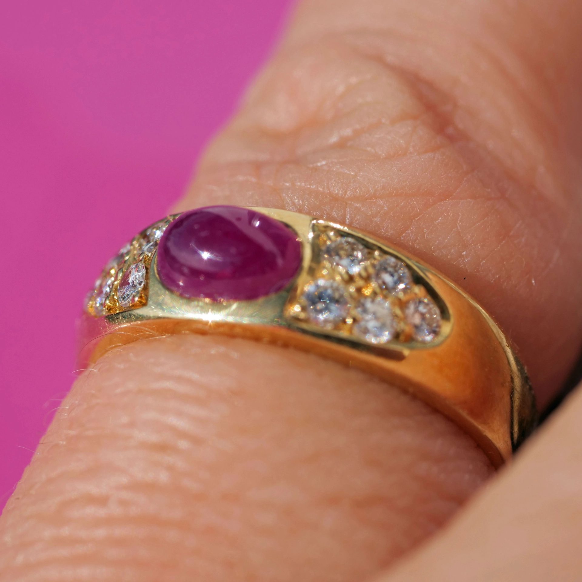 Ruby Brilliant Ring 18 kt Yellow Gold new and handmade