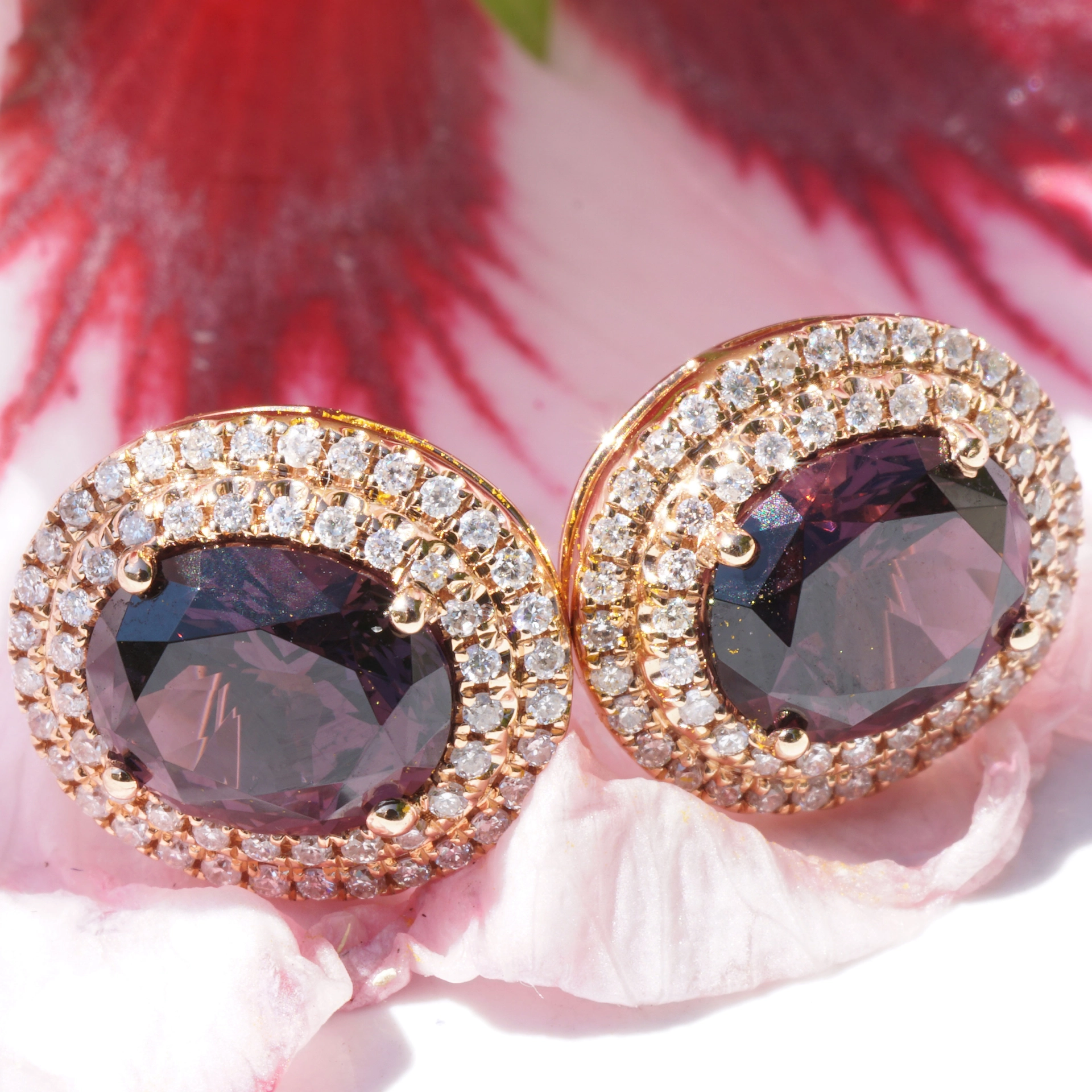 .Spinel has really extraordinary unseen color..from Myanmar