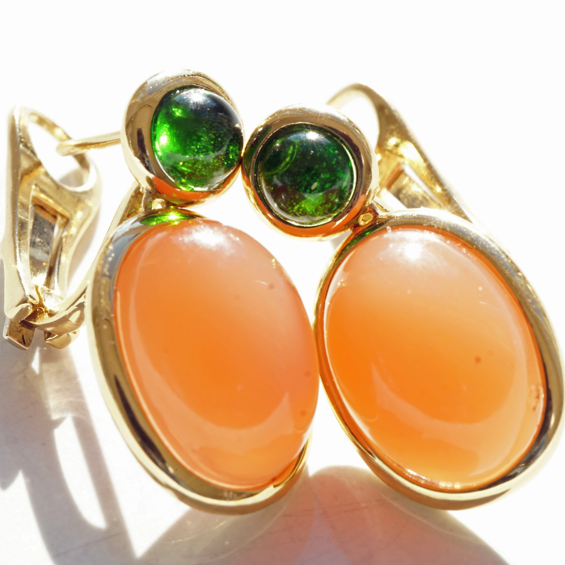 Moonstone Tourmaline Earrings 18 kt Yellowgold ....exquisite Gemstone