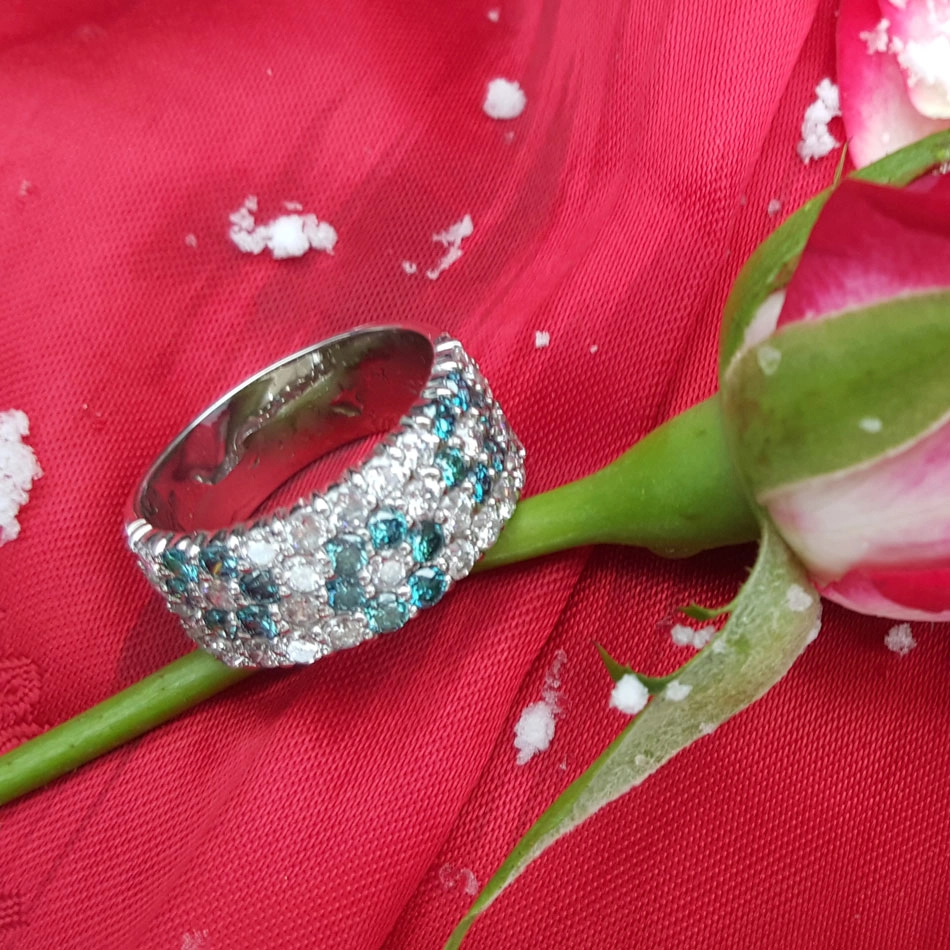 Brillant-Ring-blau-weiß-2 ct-900er-Platin