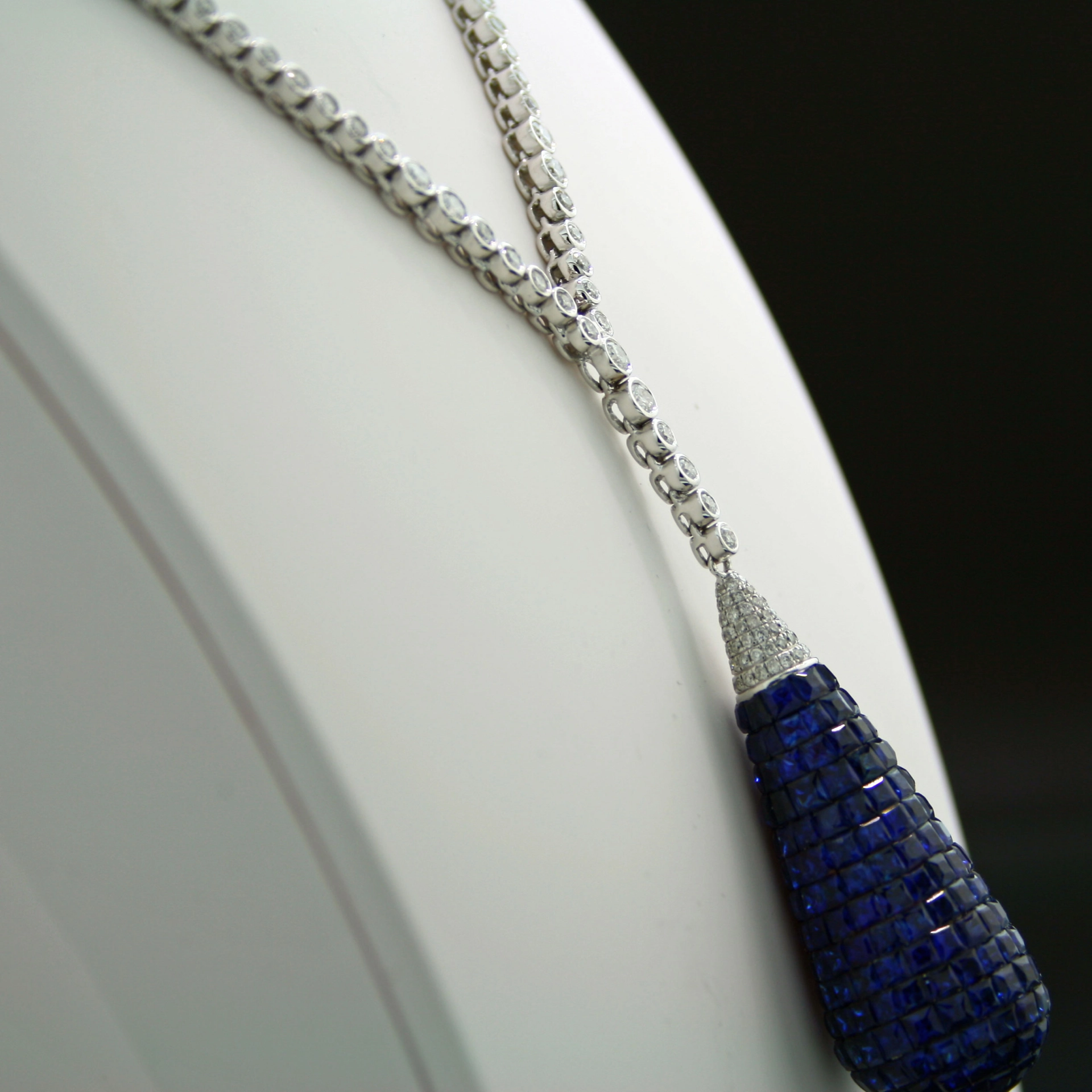 Pracht-Collier-Saphir-Brillant-750/-WG/18 kt