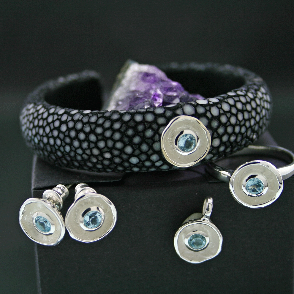Topas-Rochenleder-Armreif, 925/-Silber
