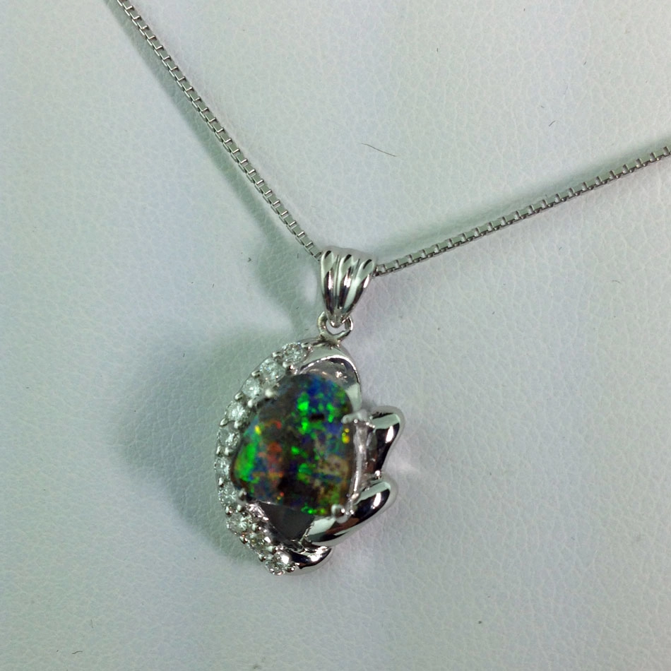 Boulder-Opal-Brillant-Anhänger, 900er-Platin-m.Kette in 850er-Platin