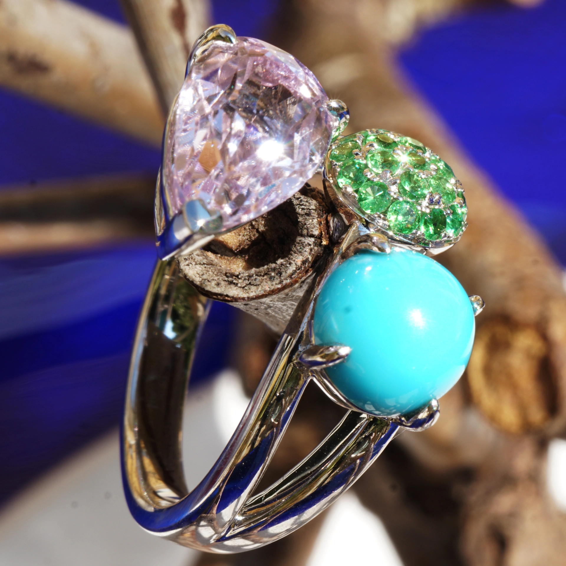 Kunzite Turquoise Tsavorite Ring 585 Whitegold 4.33 ct Day at Sea