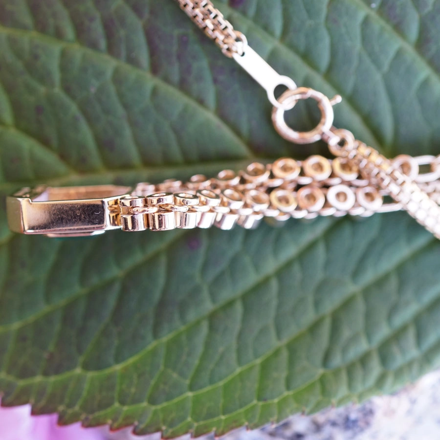 Emerald Platinum Necklace as a classic... beautiful and elegant...0.58 ct