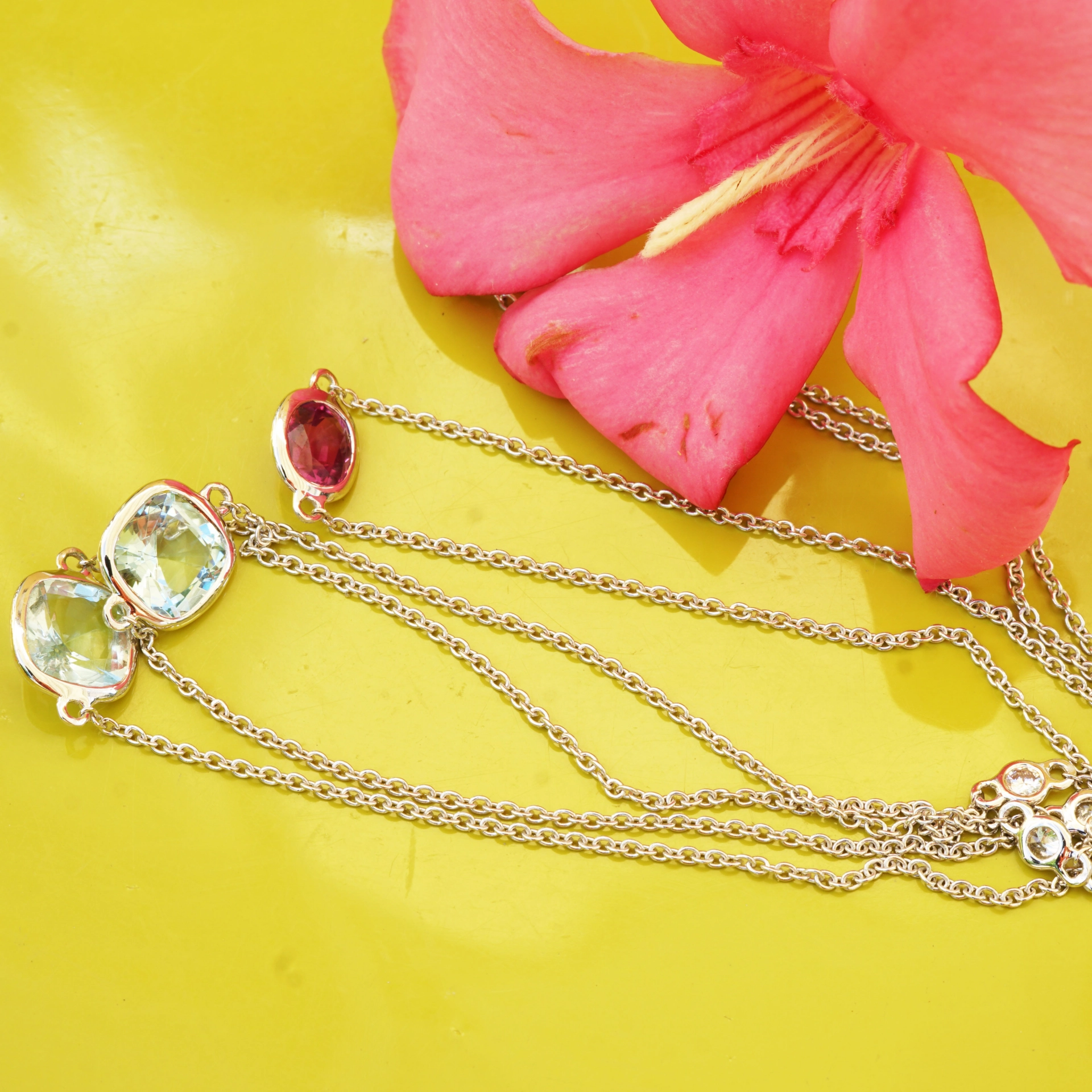 Rubin Aquamarin Brillant Collier 50cm Confetti Style tolle Qualität und Armband