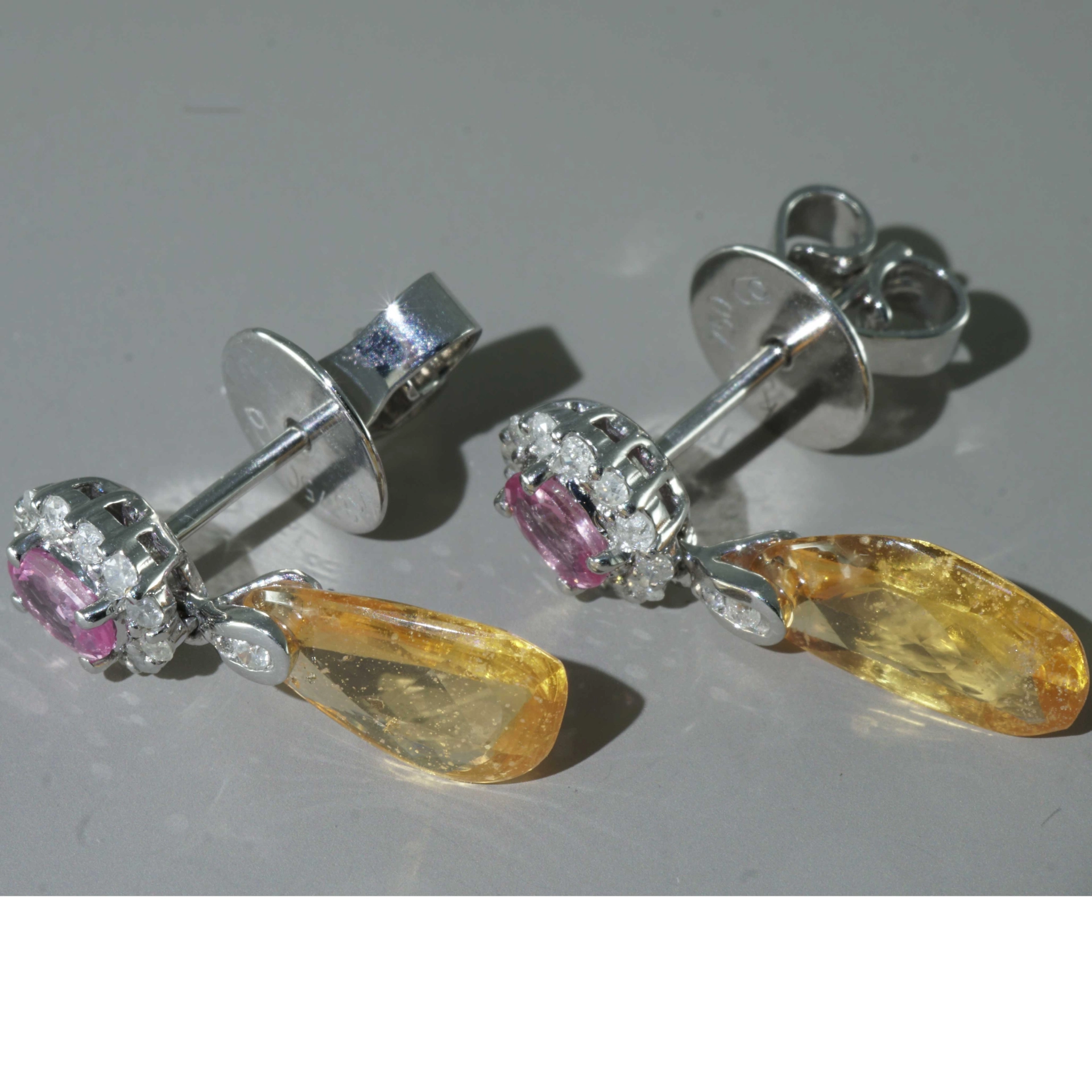 Pink and Yellow Sugarloaf Saphire with Diamond Earrings 18 kt Yellow Gold