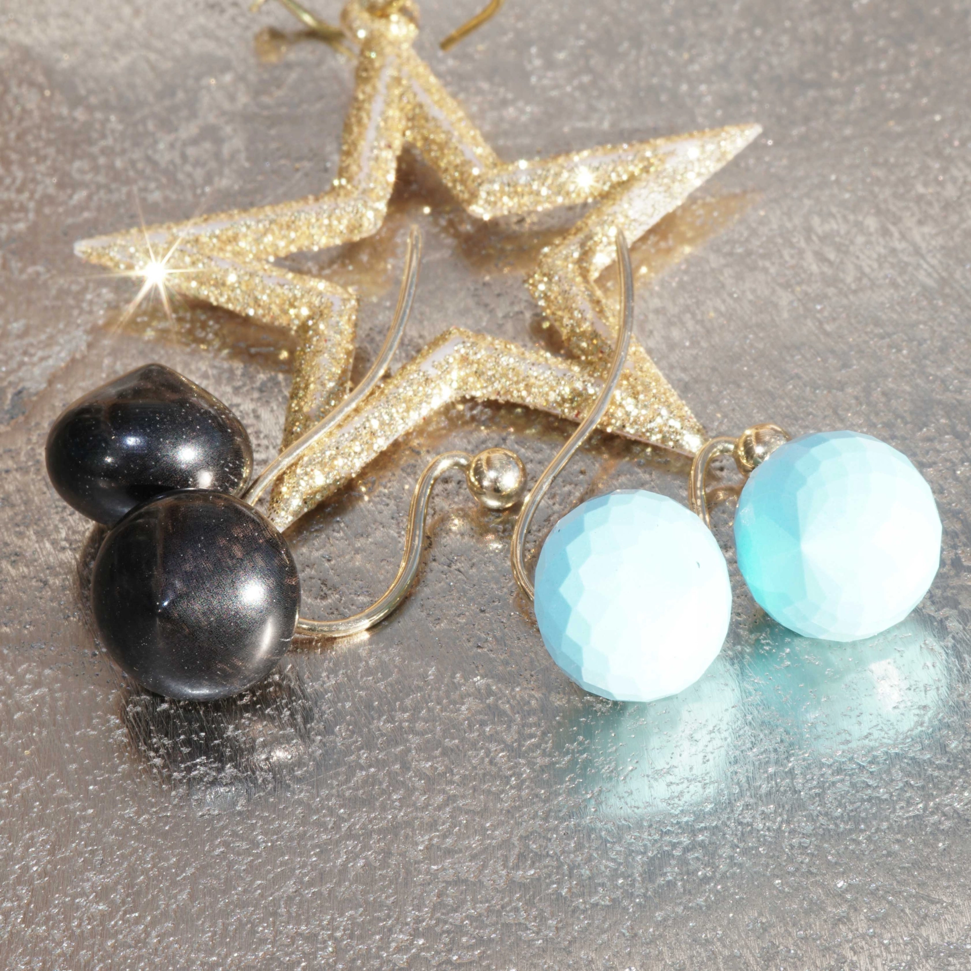 Earrings with detachable pendant ....a Beginnung of Earring Mania Wood and Turquoise