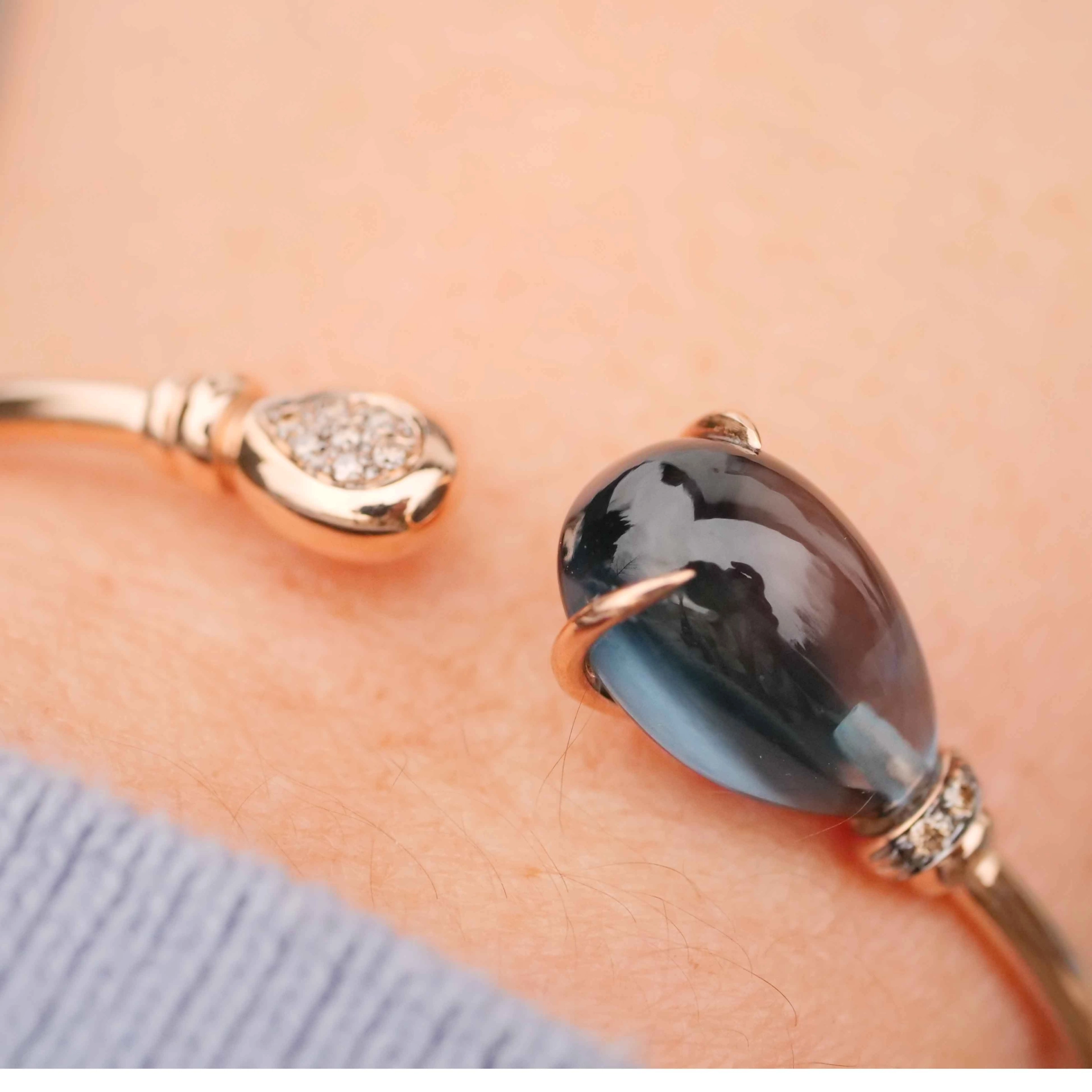 Blue Topaz Brililant Bracelet 18 kt Rosegold 14 ct ...very nice and elegant!