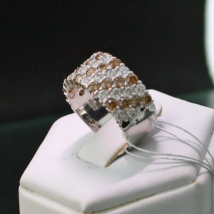 Brillant-Ring, 750er-Gold, 18 kt. Weißgold,