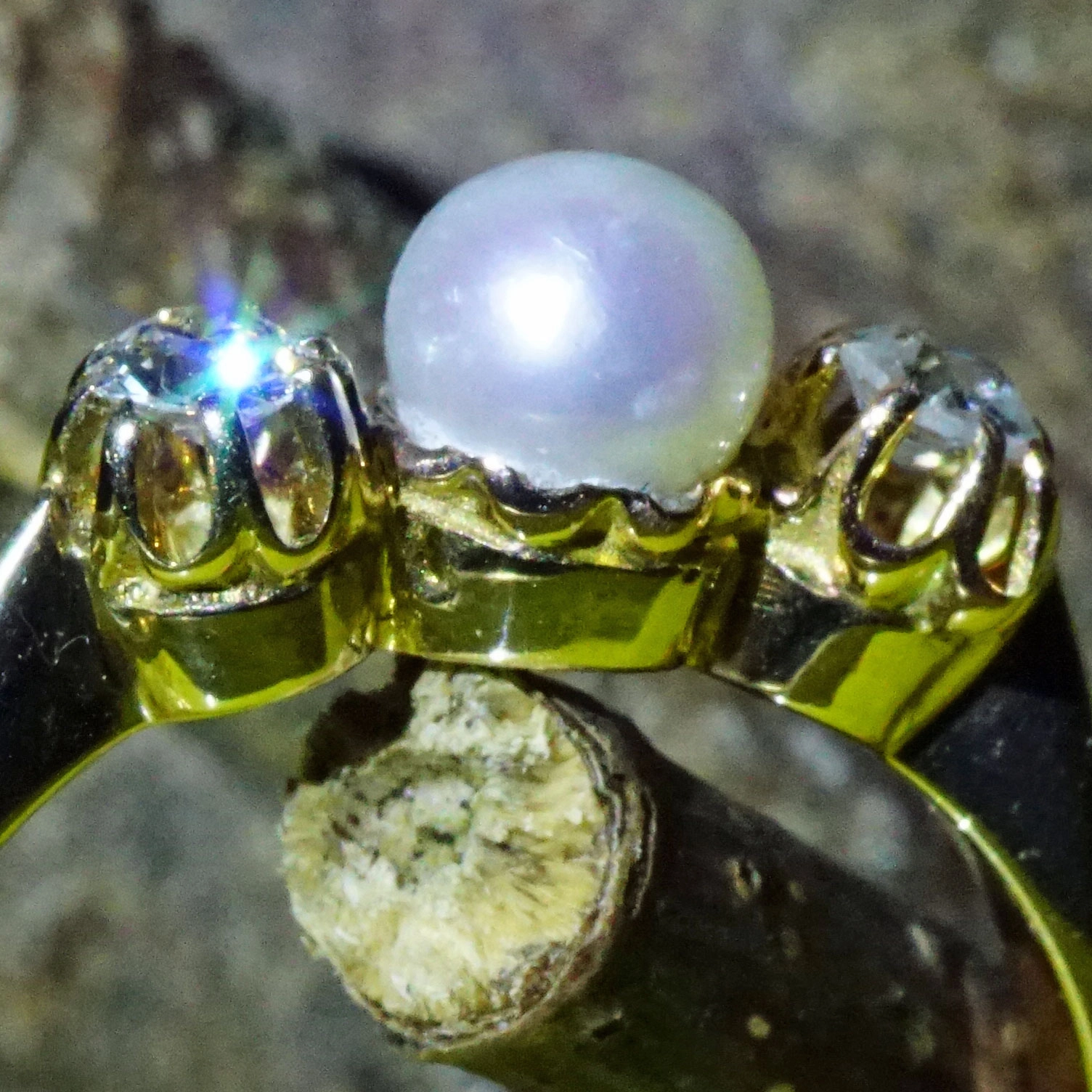 Oldcut Diamond Pearl Ring 14 kt Gold...about 1910