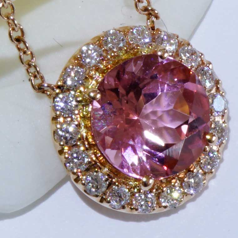 Tourmaline Brilliant Necklace 750 Rose Gold... Pink to fall in love with.... an eye-catcher and mood maker