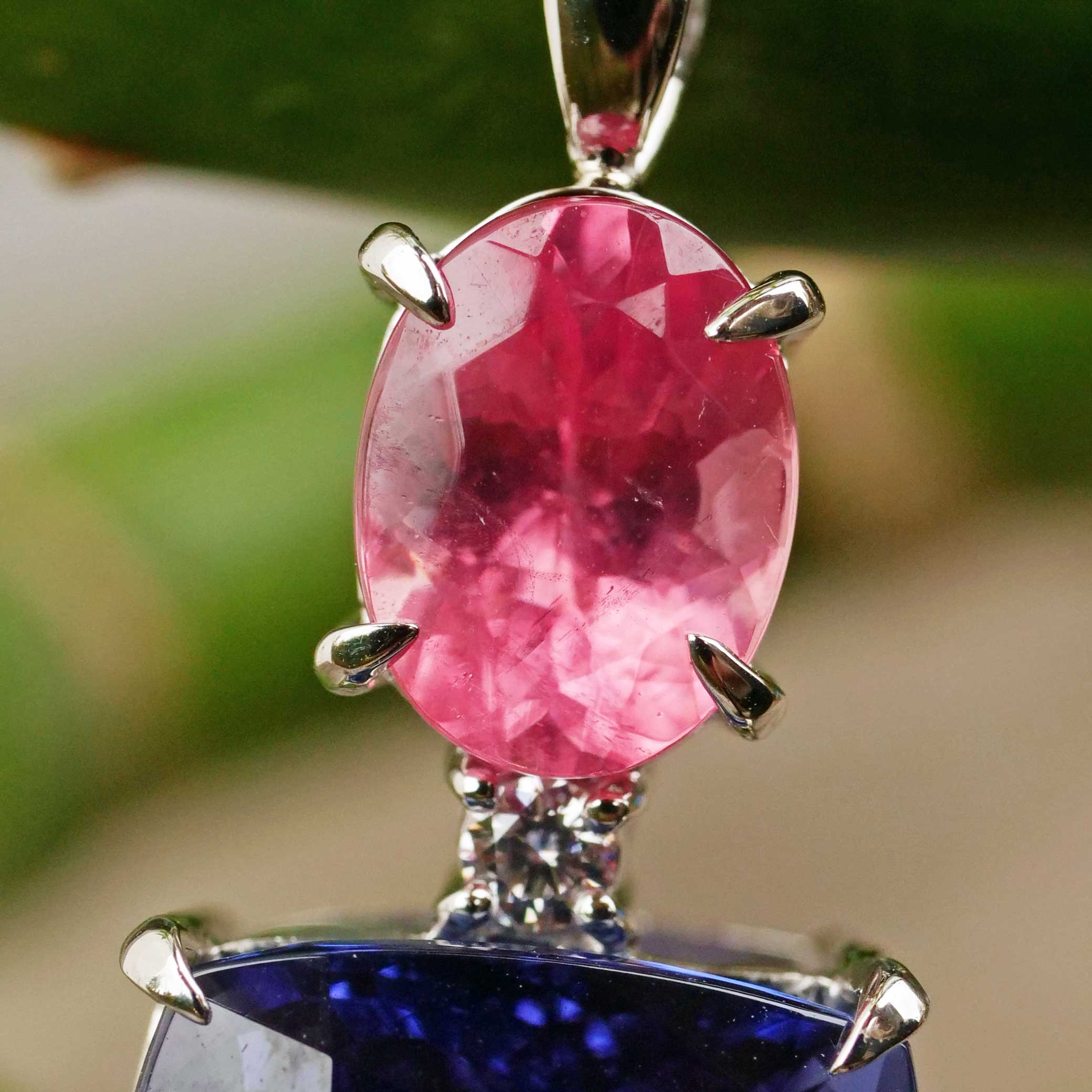 COLORWONDER Tanzanite Rhodochrosite Pendant w. Chain 10.6 and 1.84 ct AAA+ 900 Platinum