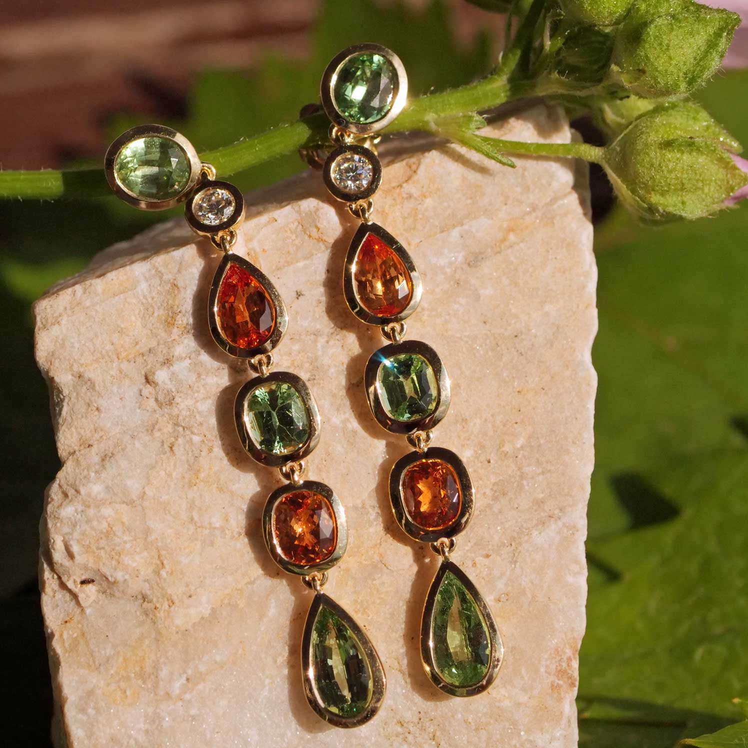 Rare Mandarin Garnet Brilliant Tsavorite Earrings 750 Yellow Gold 6.21 ct 0.24 ct Exceptional Color Orange and Green