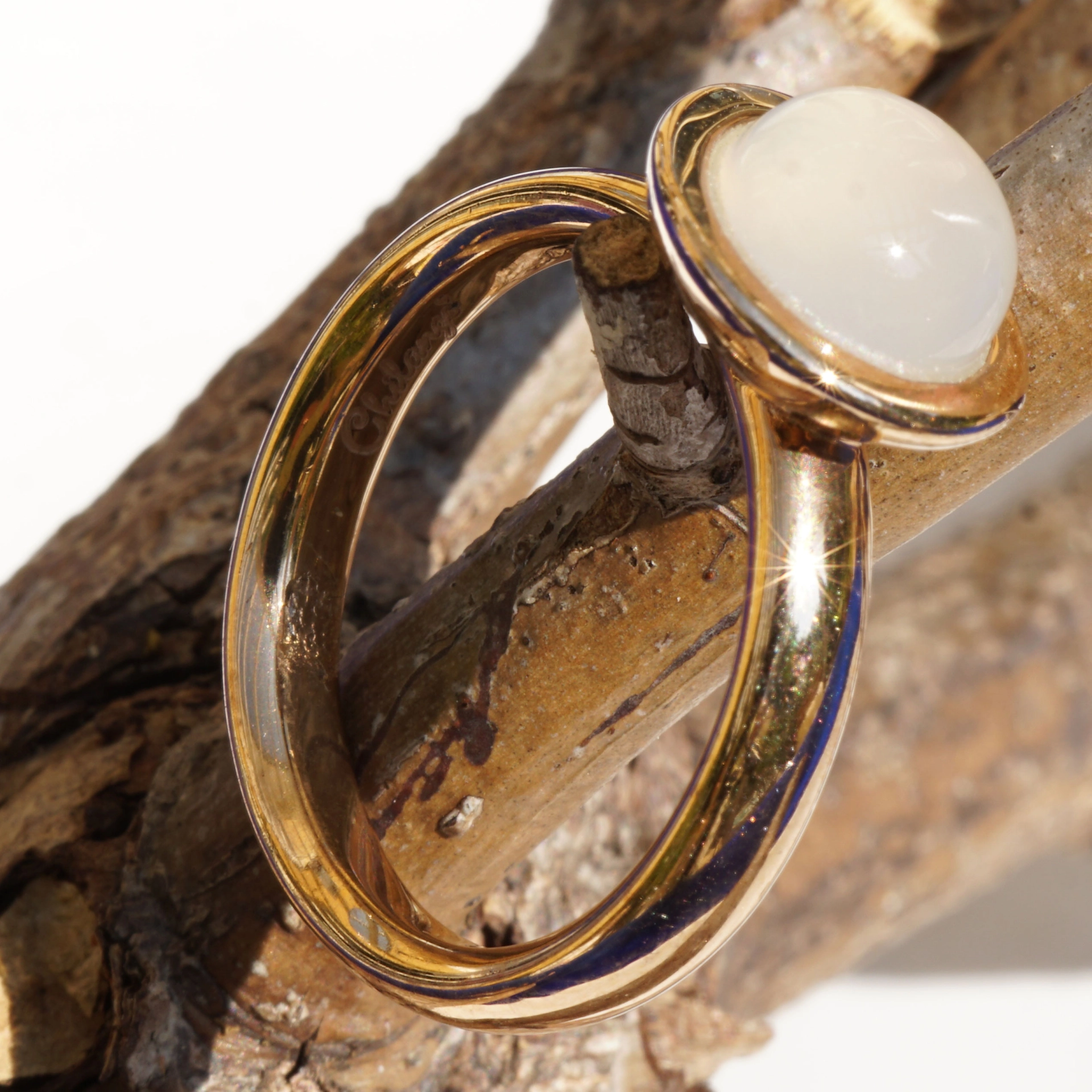 Chilango Ring Calzedony white Sterling Silver Plated