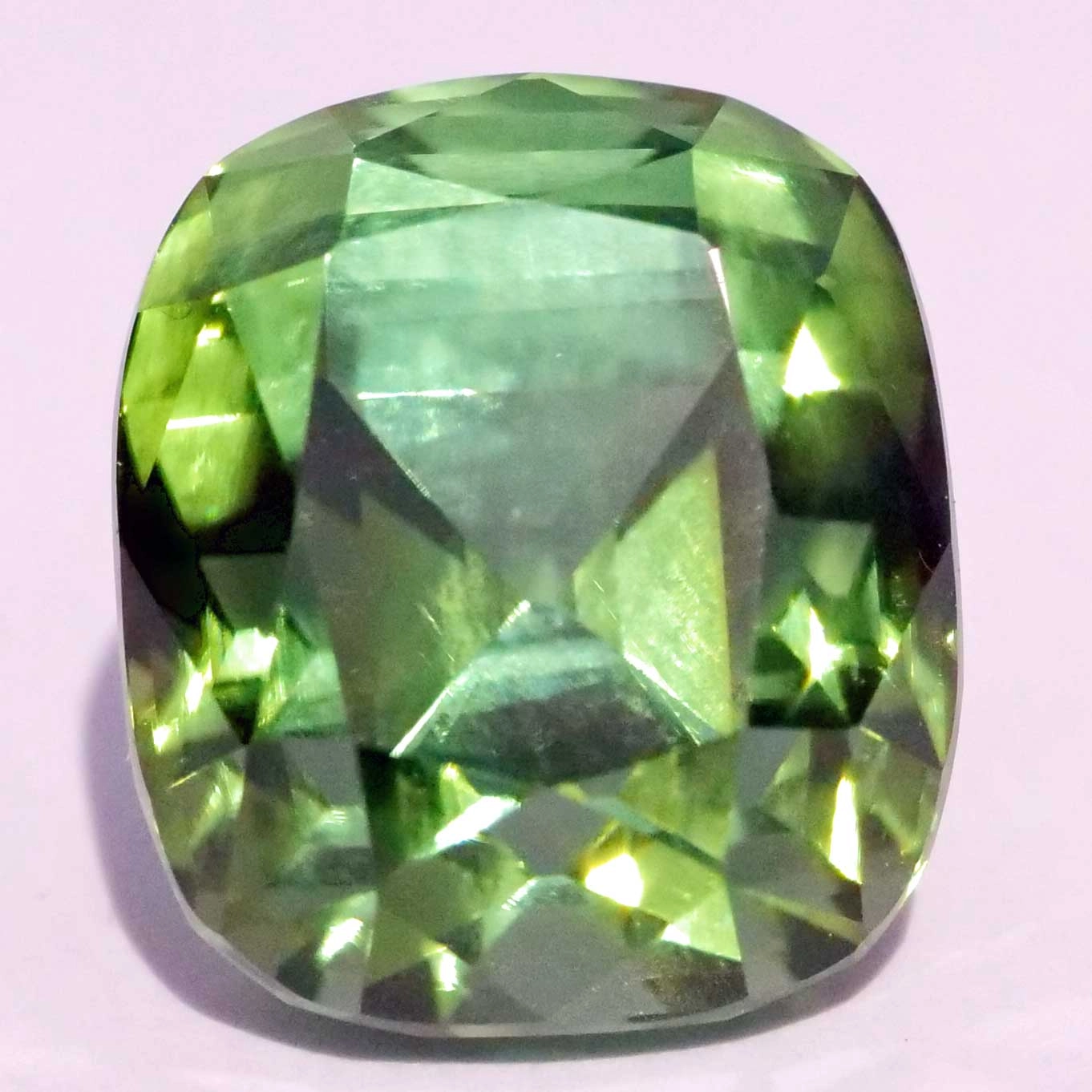 Tourmaline from Afghanistan green-mint 8.45 ct AAA+ Investment Gemstone
