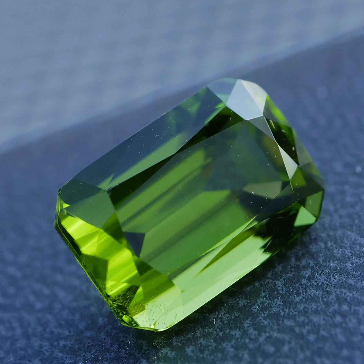 Peridot from Pakistan 9 ct Supat Mine a great Investment loupeclean Awesome Color