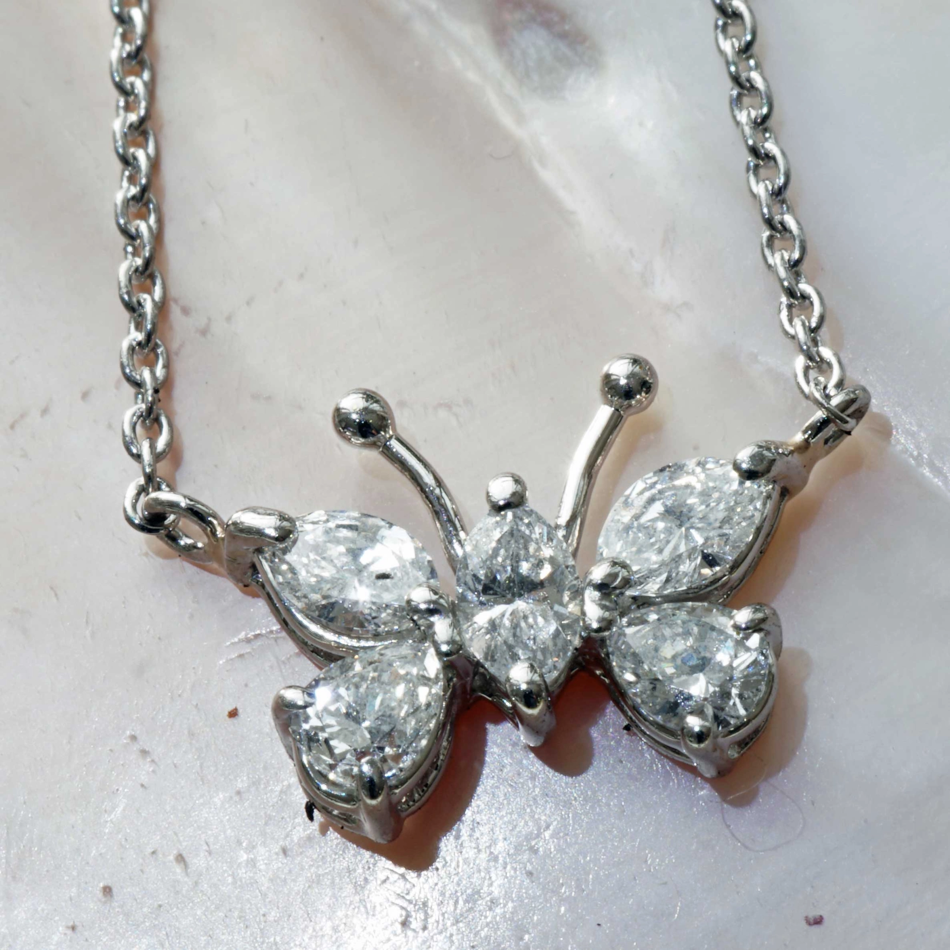 Brilliant Necklace 0.51 ct 900 Platinum cute Butterfly Motif