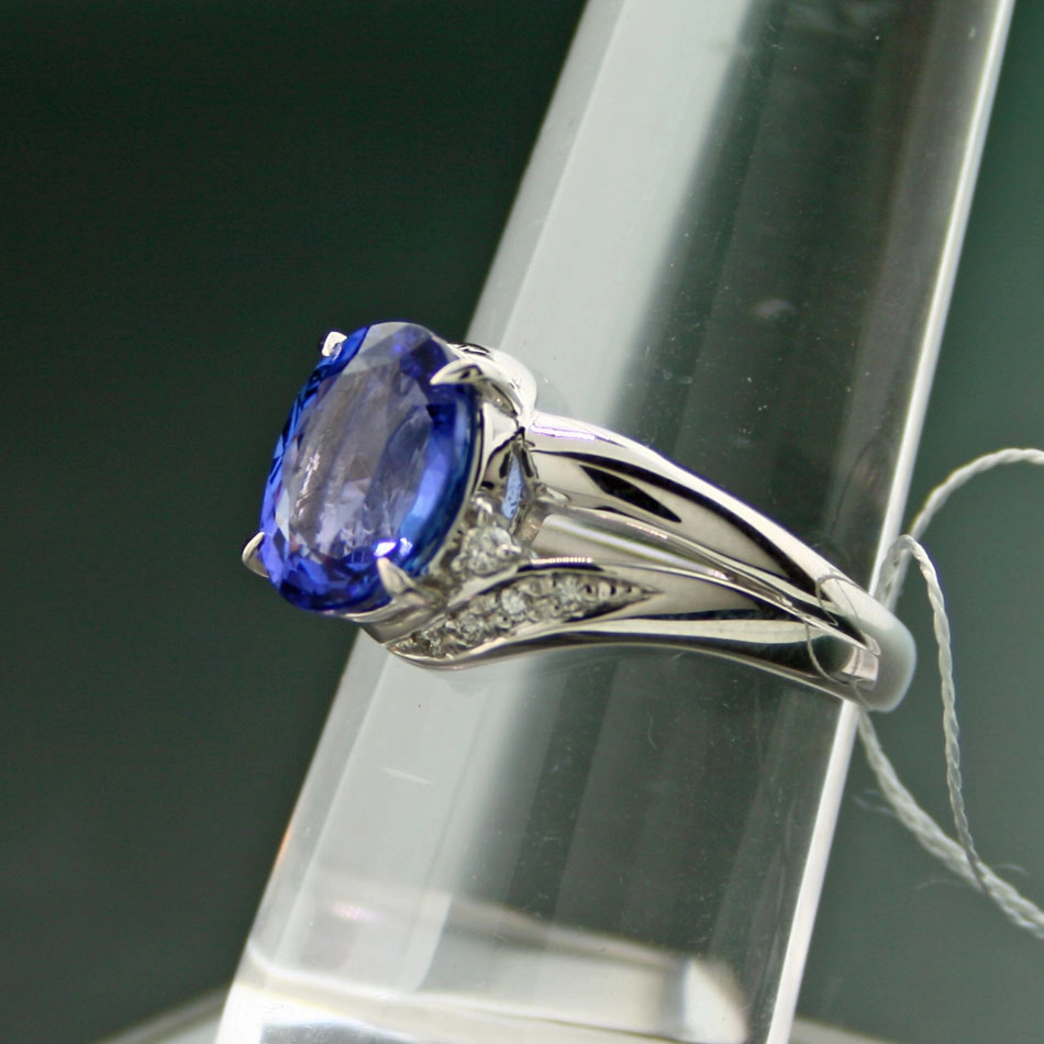 Tansanit-Brillant-Ring, 750/-WG/-18 kt.
