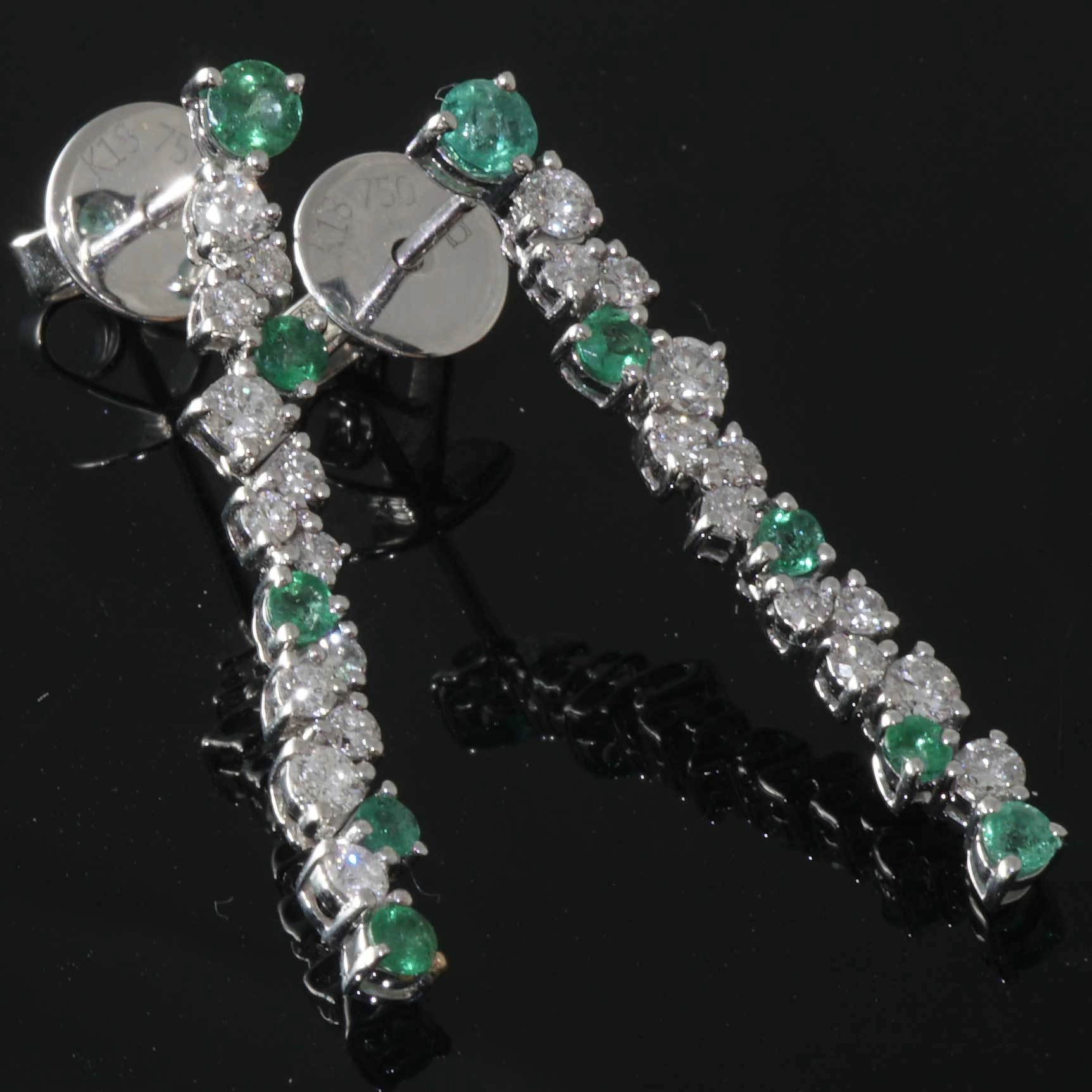 Emerald Brilliant Earrings 18 kt White Gold...for a glorious Appearance