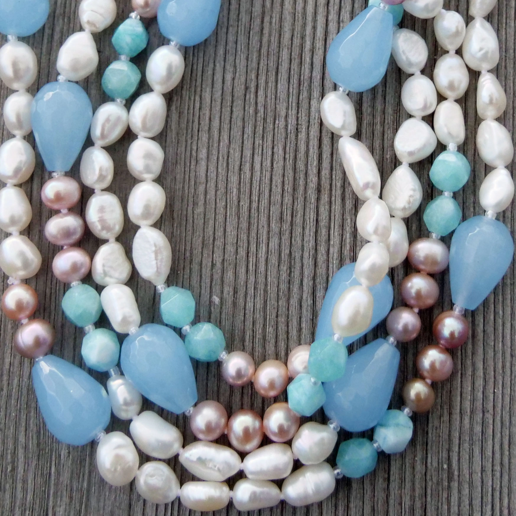 Amazing Seacolors....this Necklace will make you happy