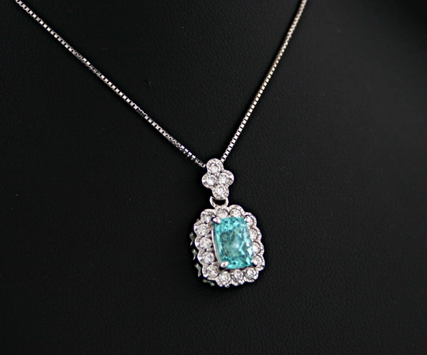 Paraiba-Turmalin-Anhänger, 750/-WG.