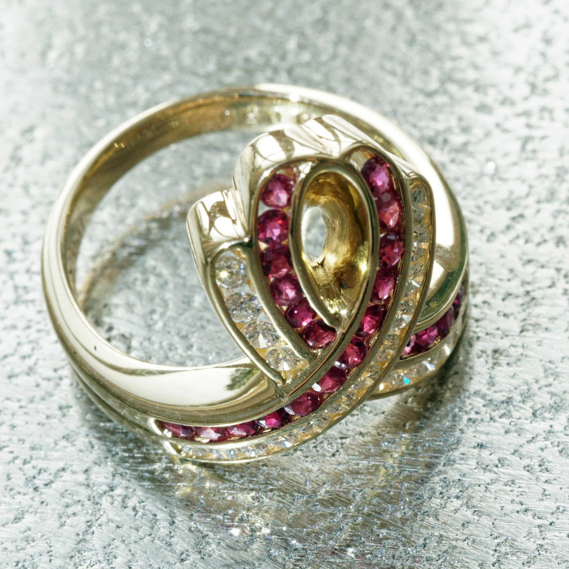 Rubin-Brillant-Ring-750er-Gelbgold-0-50-ct-0-38-ct-mit-Schwung-ins-Leben-SON03163 Ruby Brilliant Ring 18 kt Yellow Gold 0.50 ct 0.38 ct...with momentum into Life