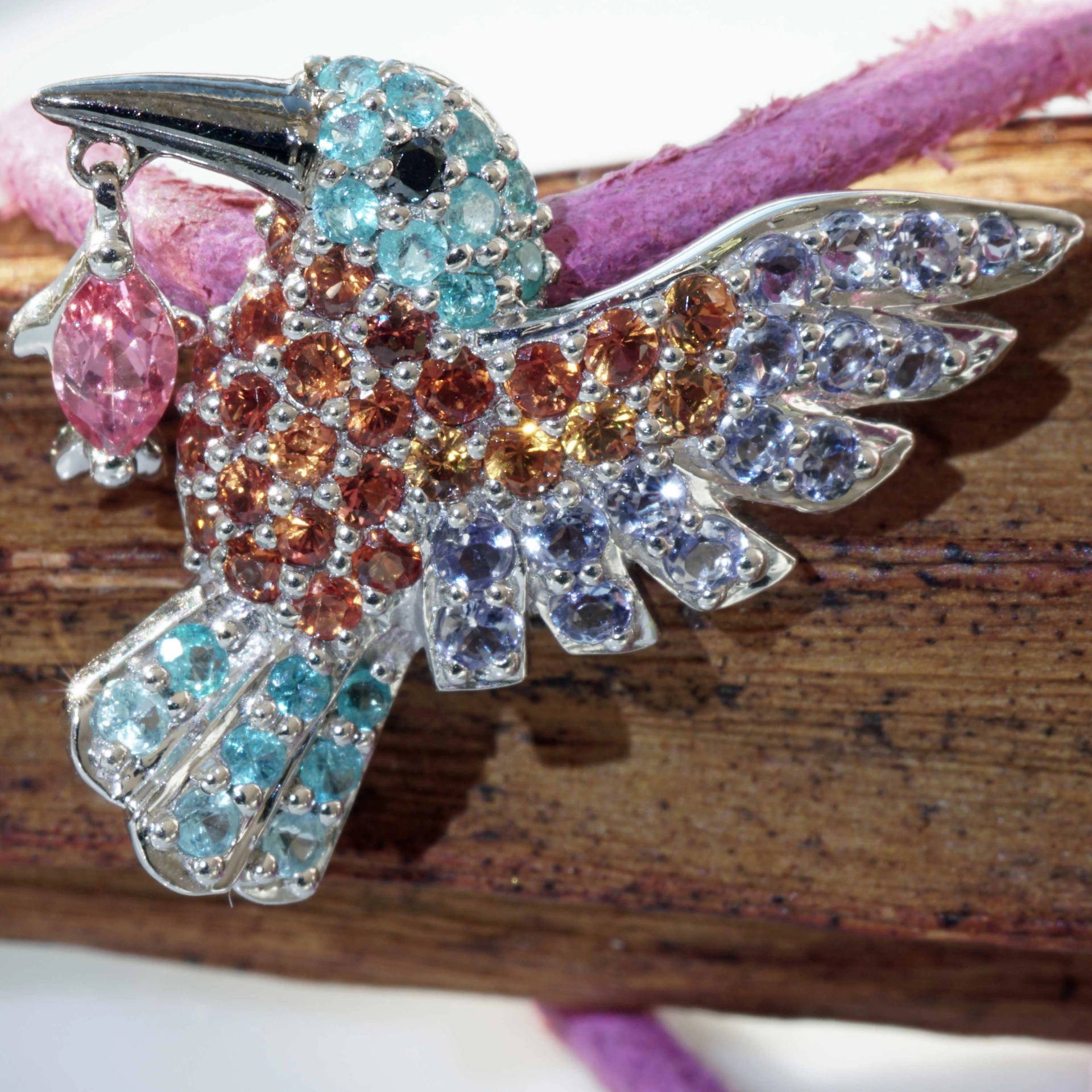 Kingfisher Pendant 18 kt White Gold with Paraiba Tourmaline and Spinel