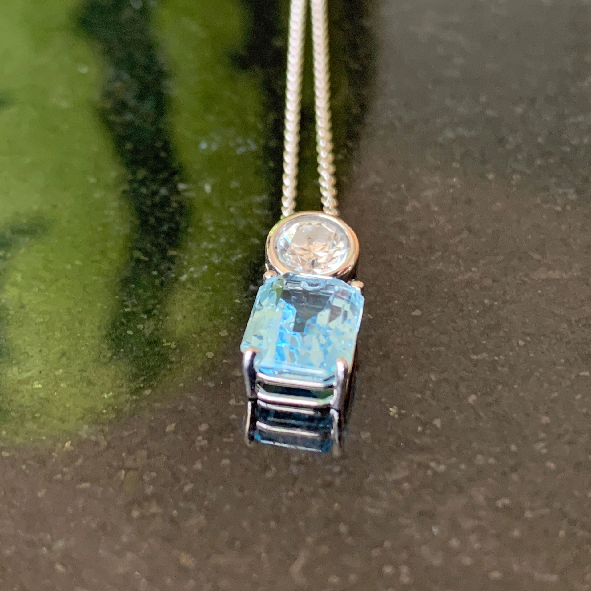 Aquamarin Brillant Anhänger m. Kette 750er Weissgold 1.82 ct 0.42 ct....blue ice