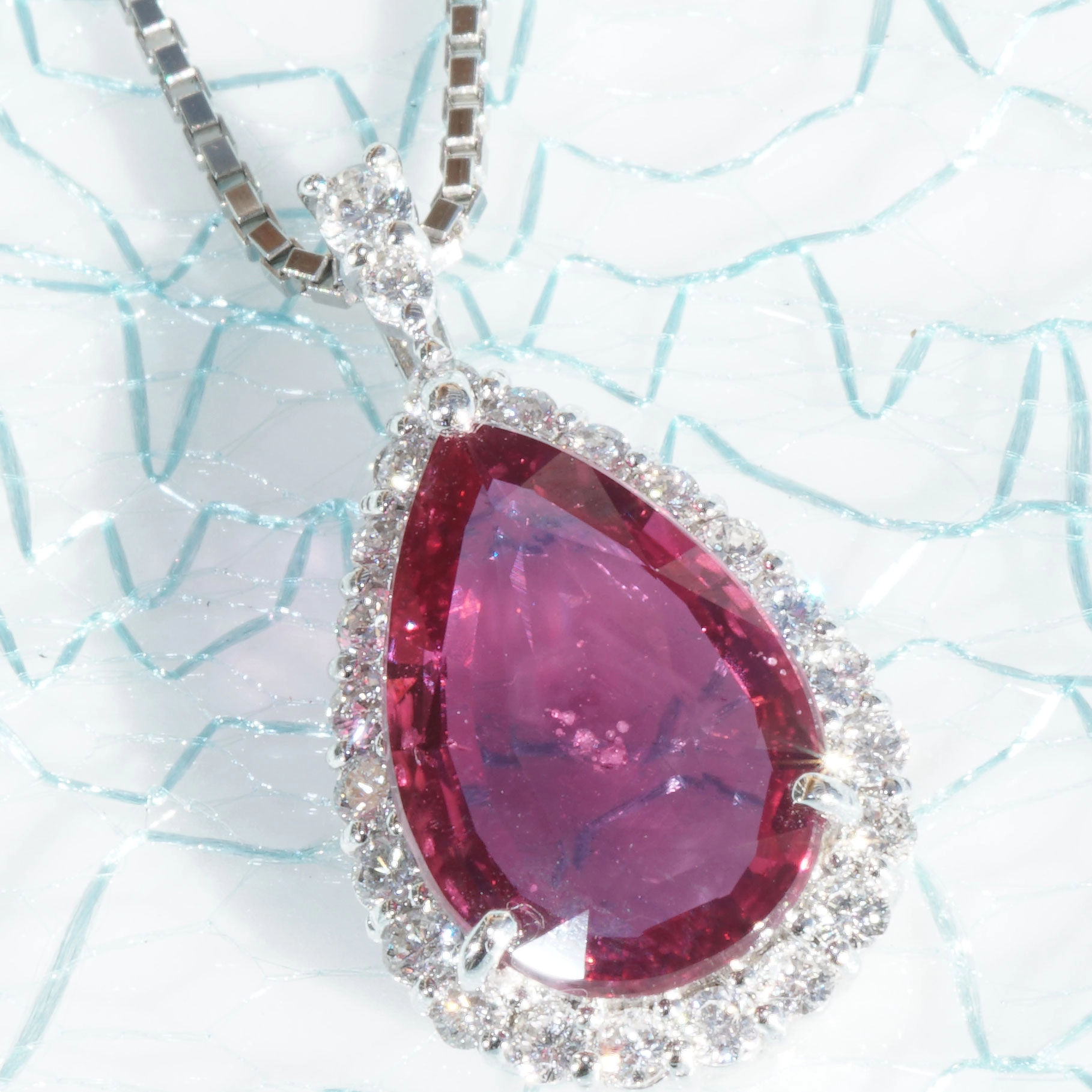 Ruby Brilliant Pendant 3.03 ct unheated Mozambique AIGS Certificate 950 platinum 0.43 ct Rare Size