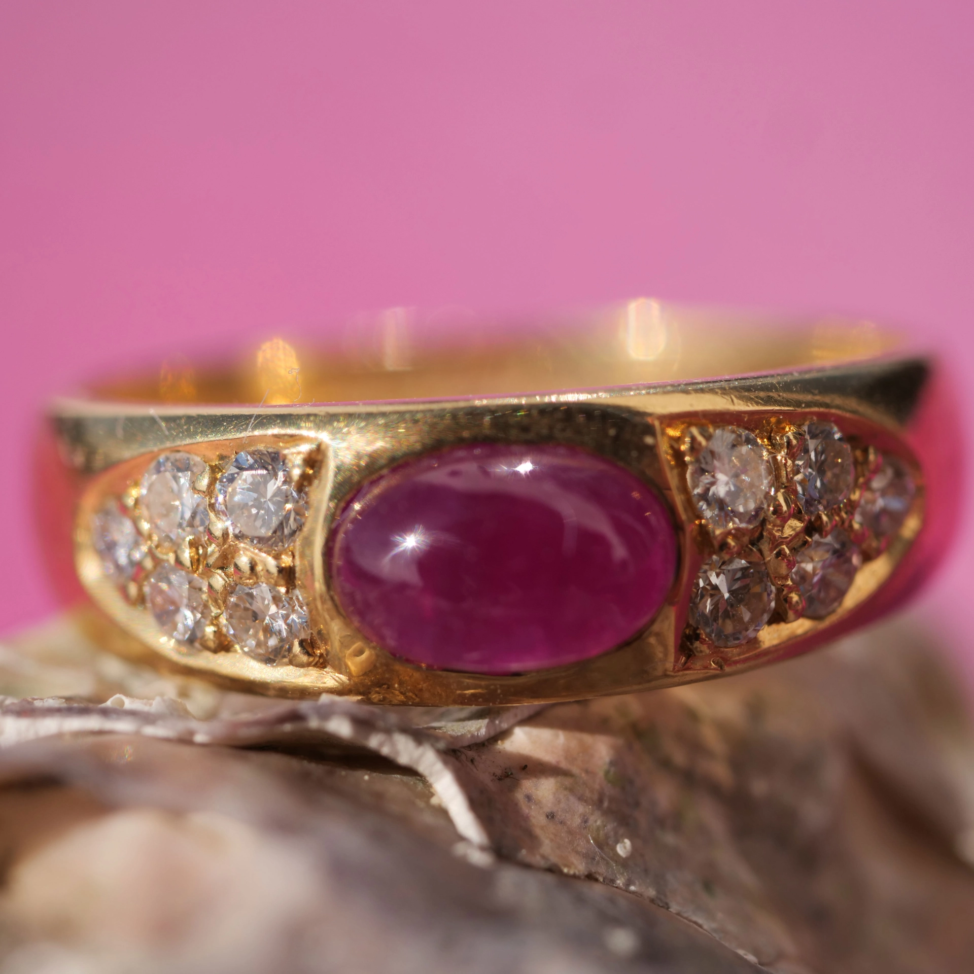 Ruby Brilliant Ring 18 kt Yellow Gold new and handmade