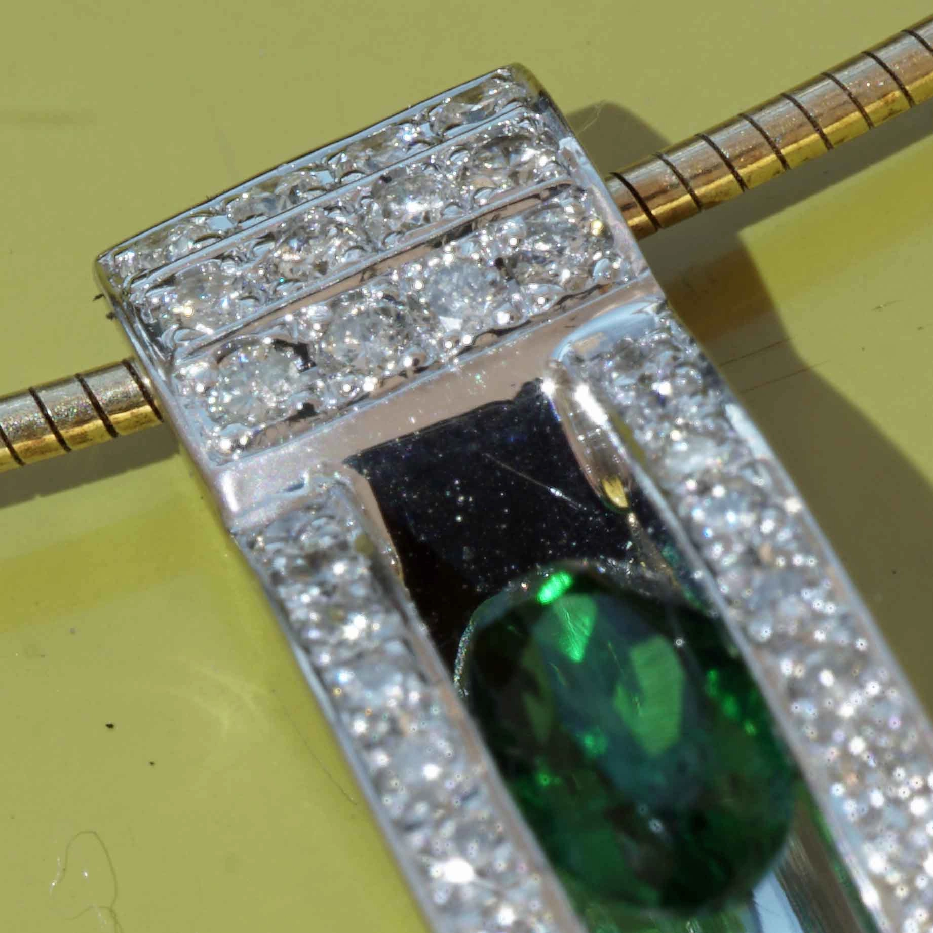 Tsavorite Brilliant Pendant 0.60 ct 0.30 ct 18kt White Gold...a newcomer Gem