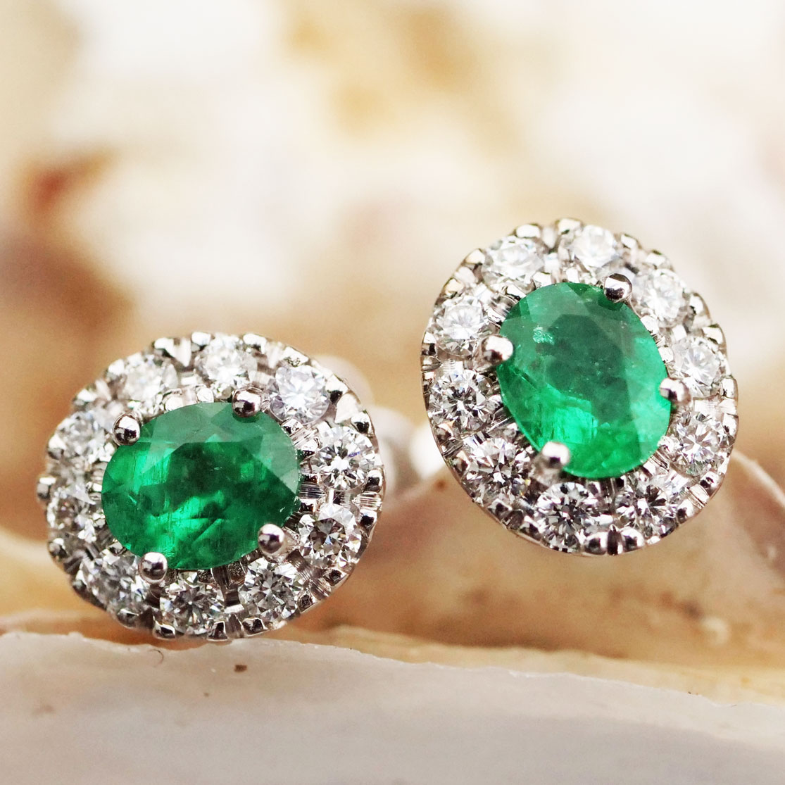 Panjshir Emerald Brilliant Halo Stud Earrings 750 White Gold 0.47 ct 0.27 ct AAA+ Most Beautiful Emerald Color Forever