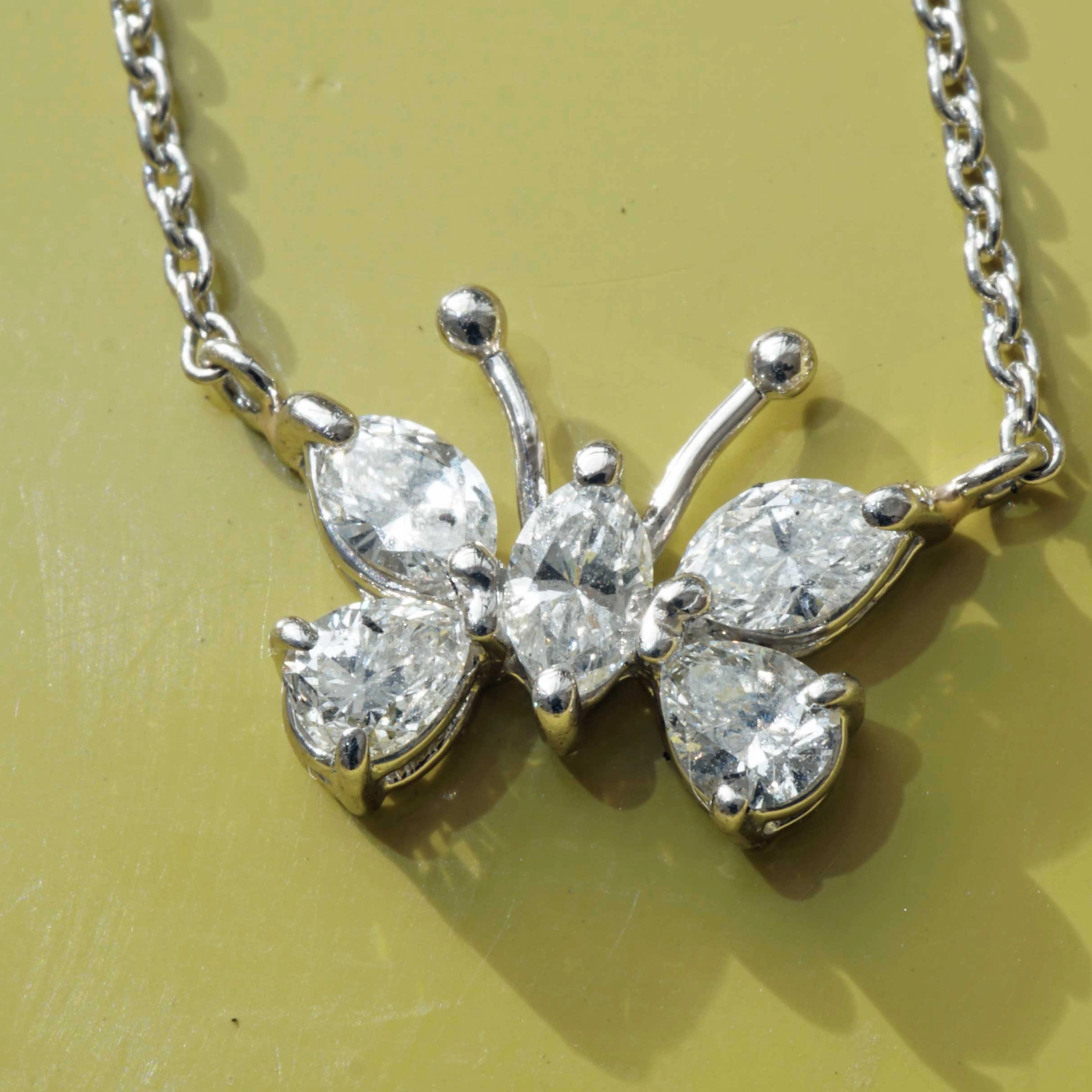 Brilliant Necklace 0.51 ct 900 Platinum cute Butterfly Motif