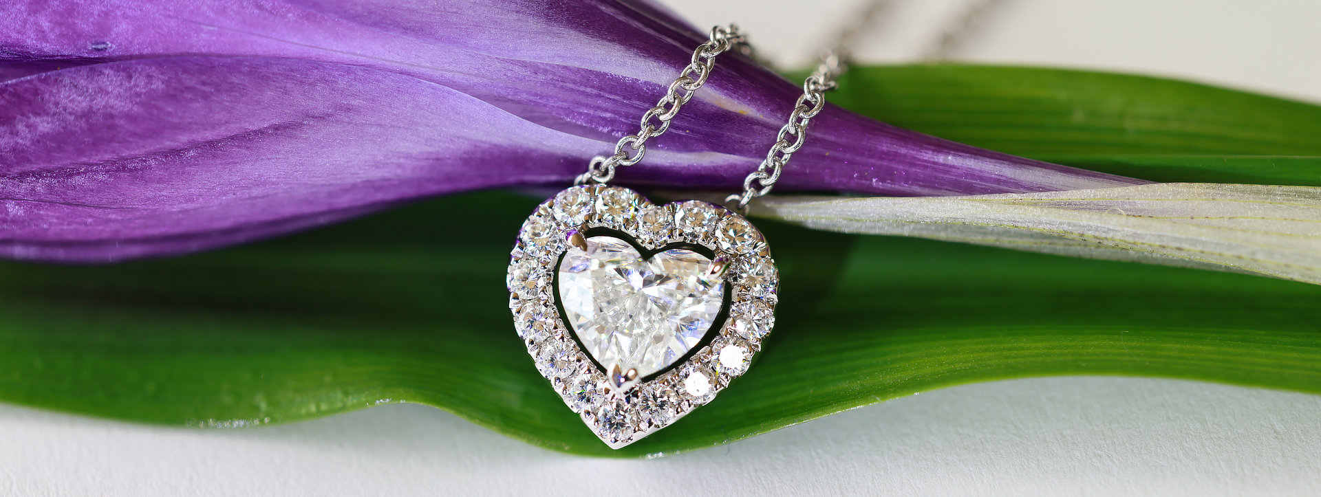 necklace-brillant-heart-white-gold-IMG-0010