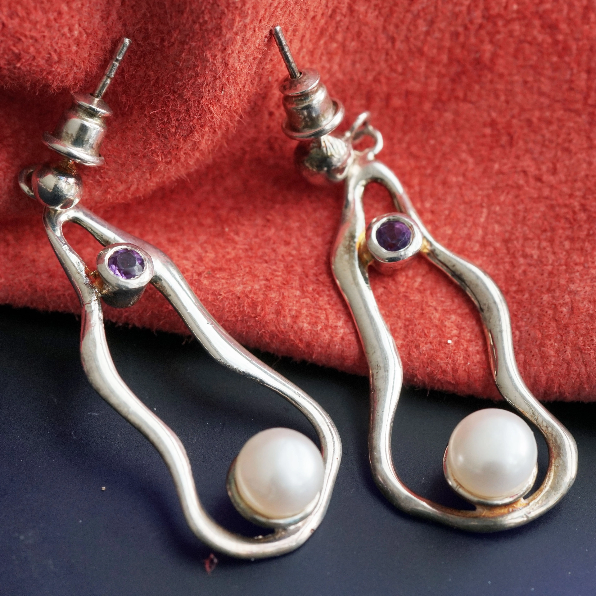 Ohrhänger neverending time Silber mit Amethysten und weissen Zuchtperlen 42 x 16 mm