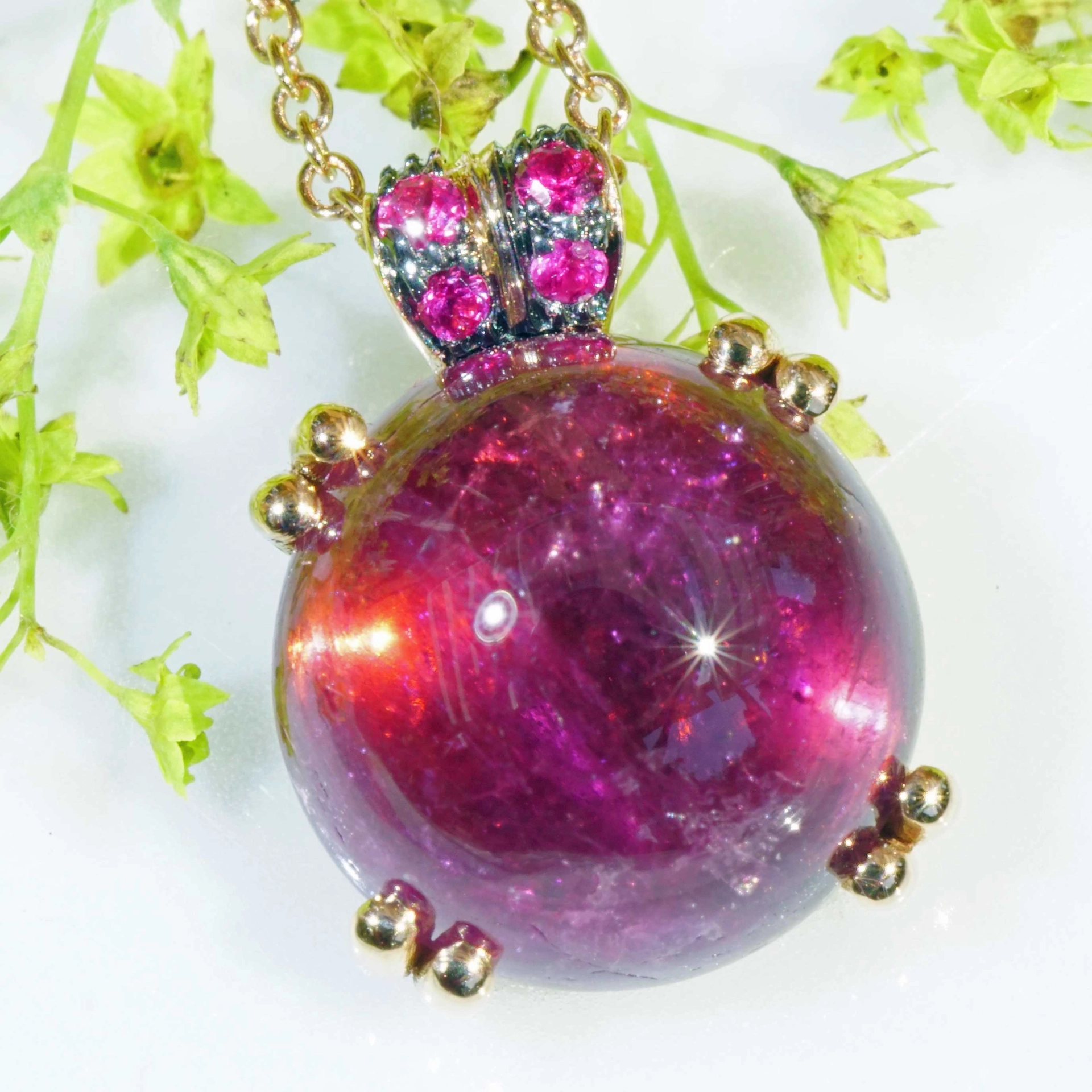 Tourmalin Saphire Necklace 18 kt Rose Gold.sweet Bubbles..round Gemstone
