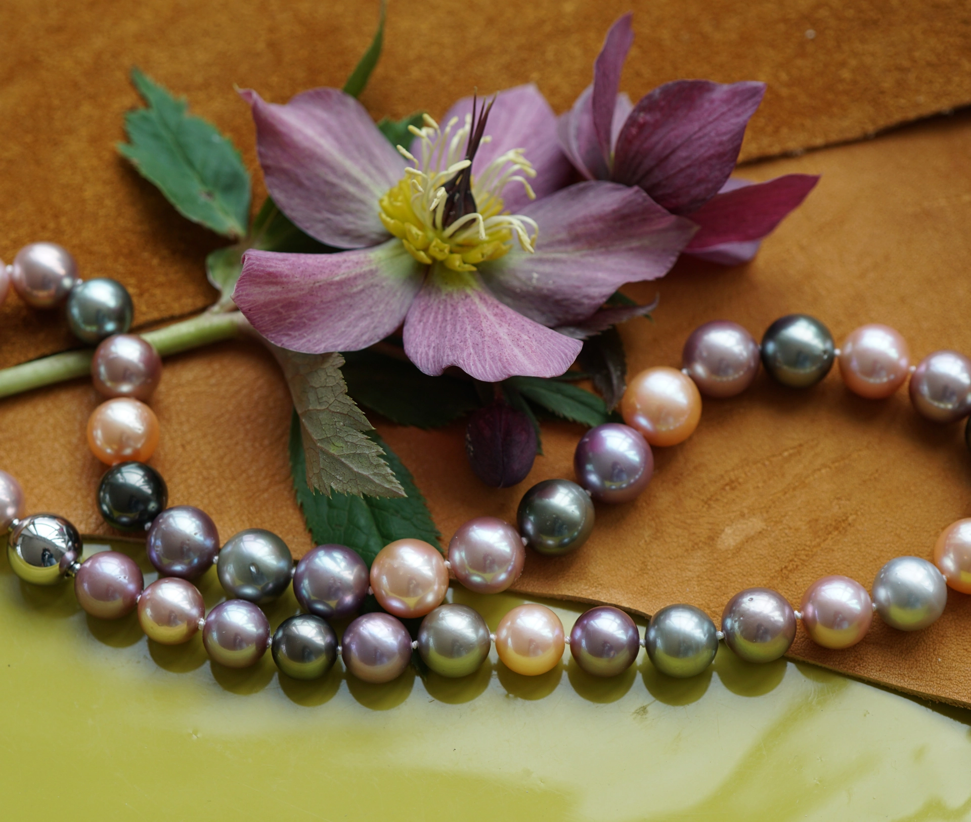 Multicolor Palette of Tahitian cultured Pearls and colored Ming Pearls Necklace