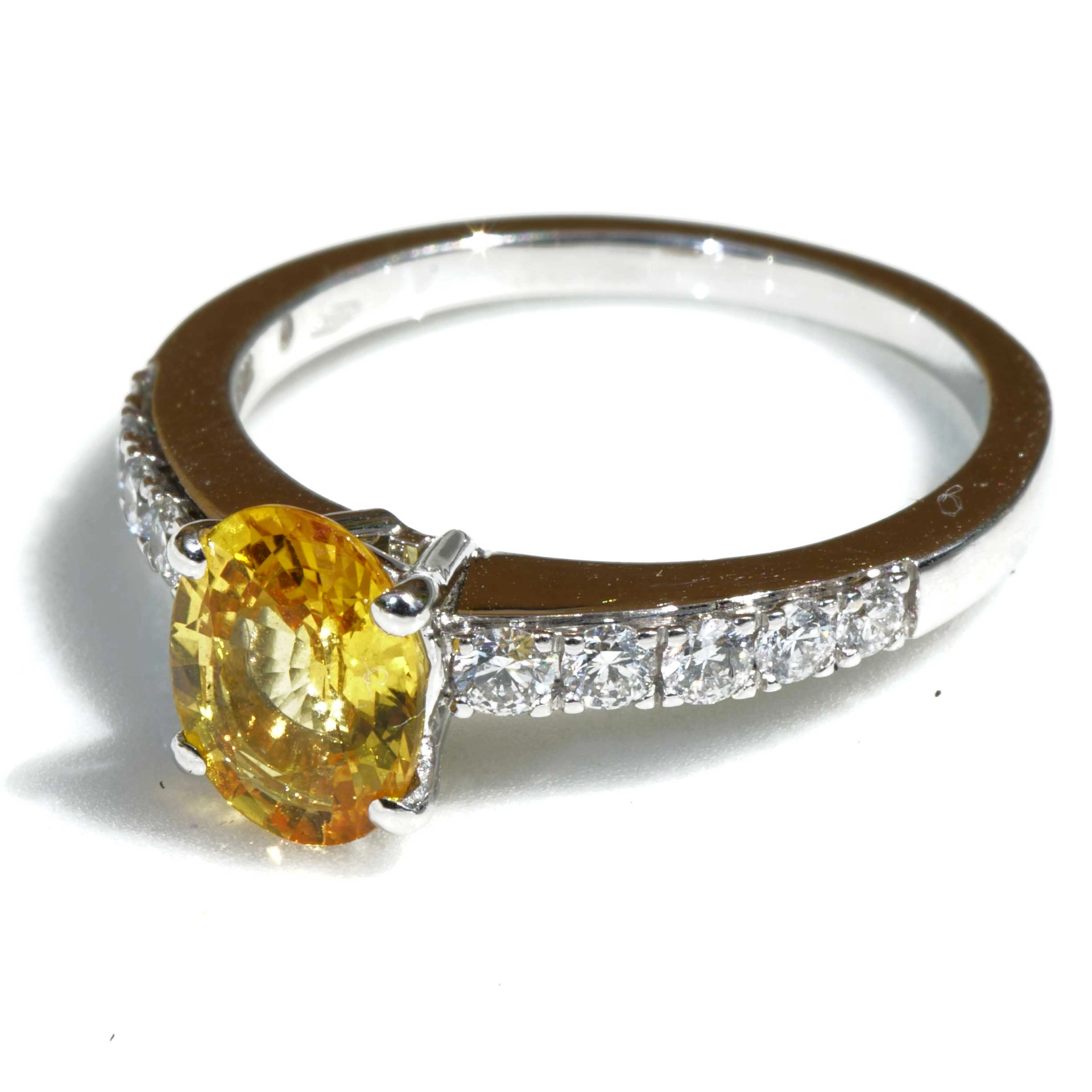 Yellow Saphire Brilliant Ring 18 kt White Gold 1.41 ct AAA+ very fine Jewellery