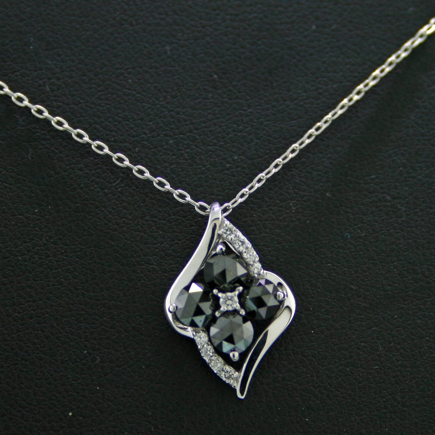 Brillant-Anhänger m. Kette, 750/-WG.