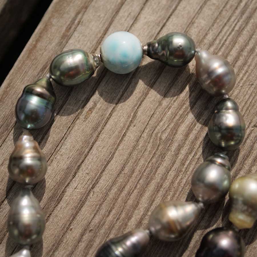 Larimar Tahitian cultured Pearl Necklace 8-11 mm baroque beautiful Quality with intense lustre untreated 46,50 cm long