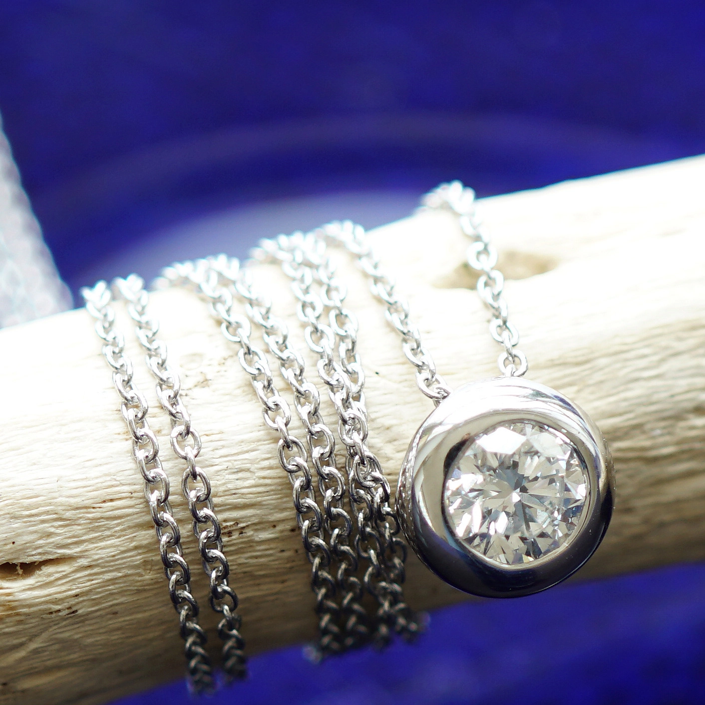 Diamond Pendant with Chain 0.41 ct TW SI...classic Dream