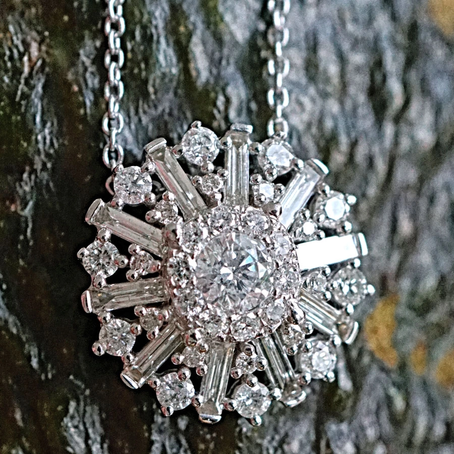 Diamond Ring 18 kt White Gold Snowflake